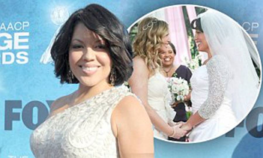 Grey S Anatomy Star Sara Ramirez Ties The Knot With Banker Beau Ryan