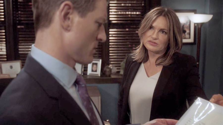 Epic Showdown Unleashed: Law and Order SVU 20x24 Promo 